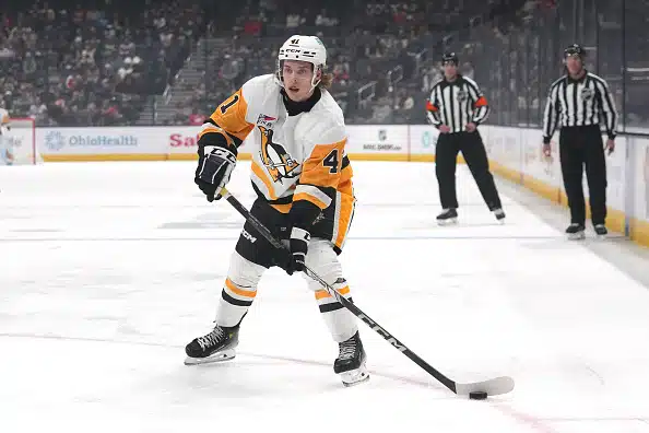 Suomalaishyökkääjä iski hirmutehot AHL:ssä