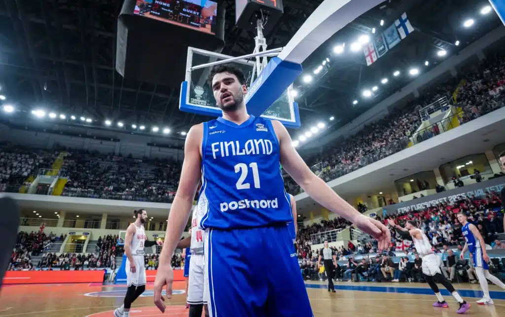 Susijengin tähti vaihtaa seuraa – ”Kun uusia ovia avautuu, niistä on käveltävä rohkeasti”