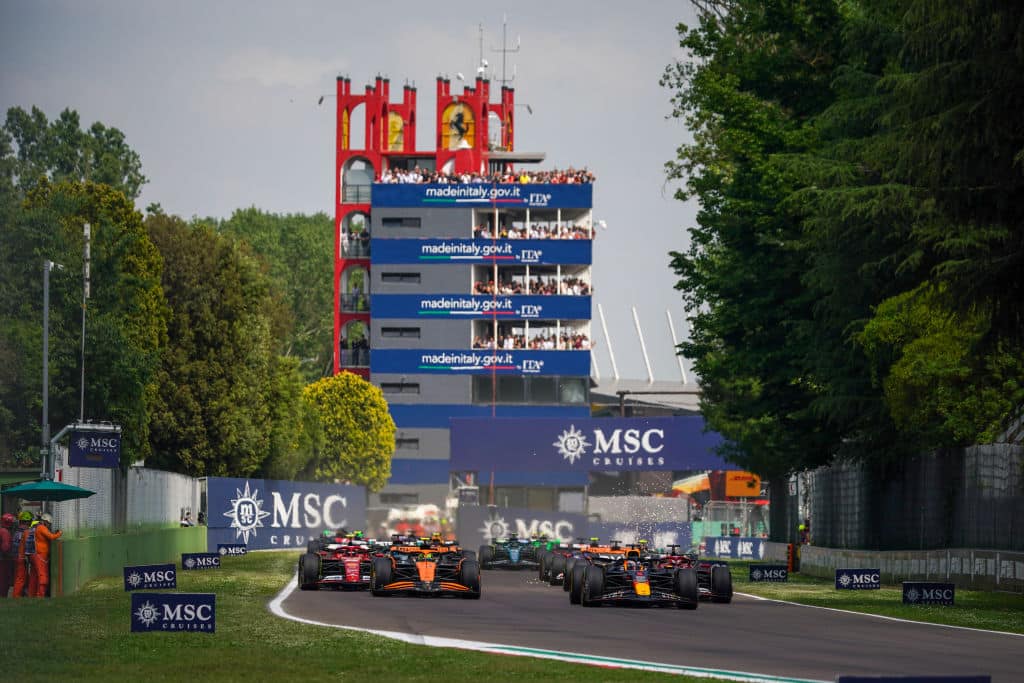 Kaksi legendaarista F1-rataa vaarassa menettää kilpailunsa