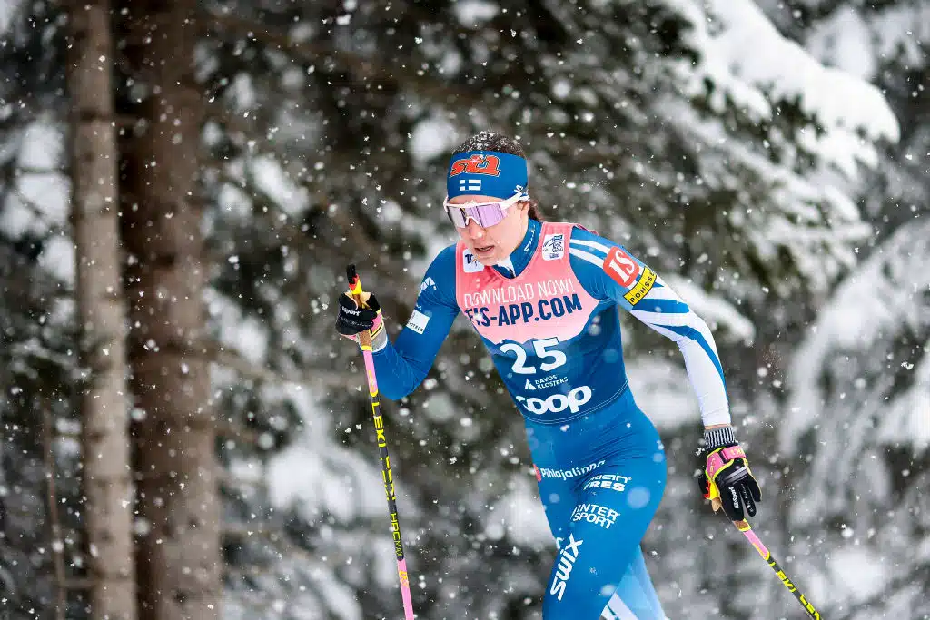 Kerttu Niskaselta huippuhiihto – Krista Pärmäkoski säesti hienosti