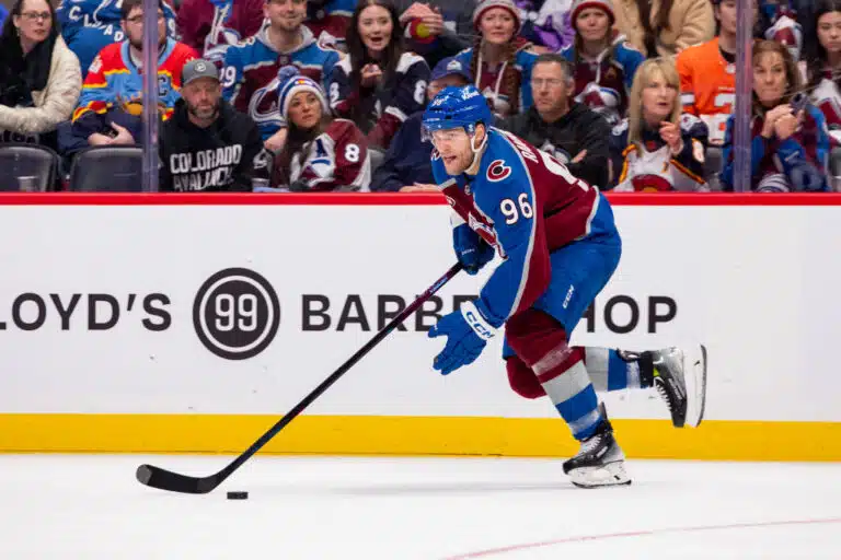 Näillä sanoilla Mikko Rantanen hyvästeli entisen NHL-seuransa – lue sanasta sanaan