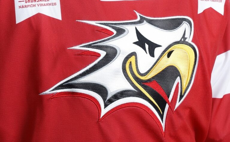 SM-liigan seura lainasi NHL-legendan pojan