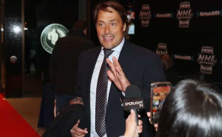 Teemu Selänne listasi NHL-tähti Mikko Rantasen ”suurten häviäjien” joukkoon