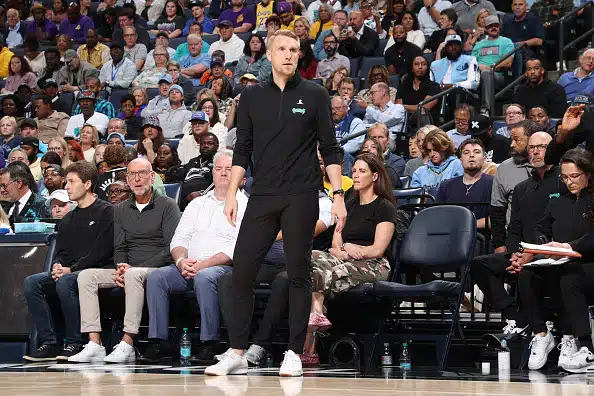 Tuomas Iisalon valmentama joukkue teki historiaa NBA:ssa