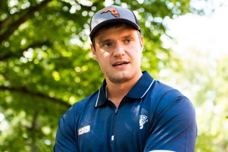 Aleksander Barkov kertoo vähemmän tunnetusta elämästään