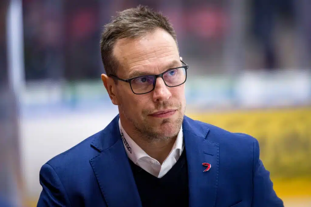 Ville Niemiseltä kova heitto Matias Maccellista