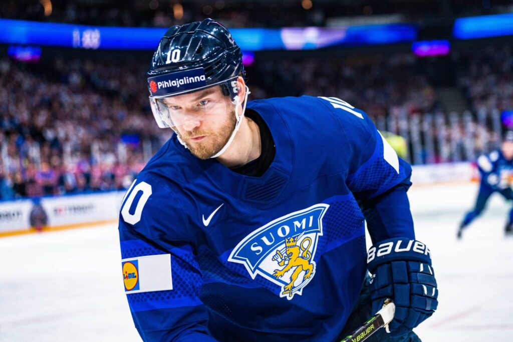Joel Armia vaihtaa seuraa NHL:ssä