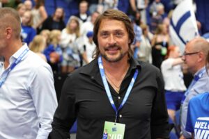 Teemu Selänteen purkaus nousi otsikoihin maailmalla Teemu Selänteen purkaus nousi otsikoihin maailmalla