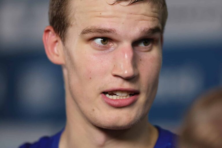 Lauri Markkanen jämähti vaihtopenkille