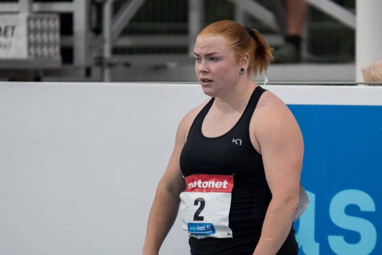 Suomen moukarinaisilla hyvin lupaava MM-kenraali
