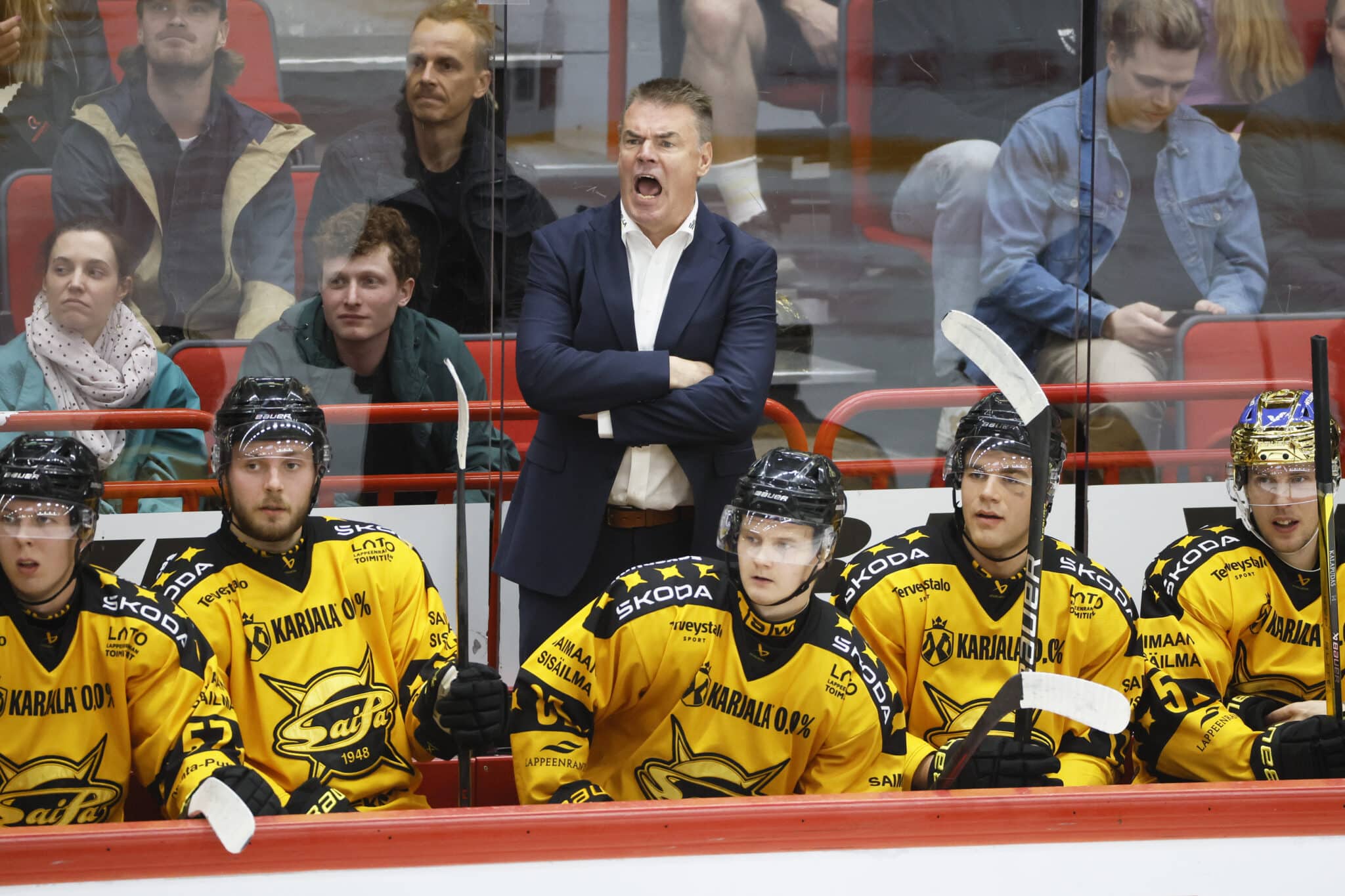 Näkökulma: Raimo Helmistä voi odottaa Olli Jokisen kohtalo