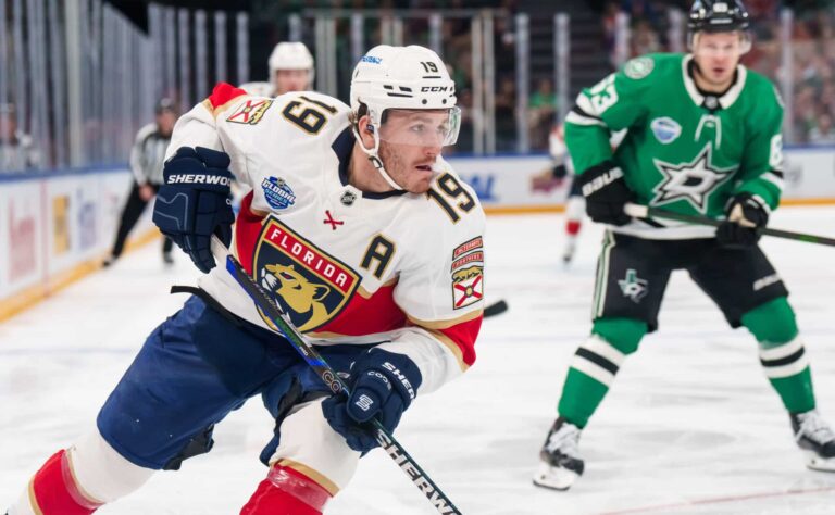 Floridan NHL-tähdeltä kovia puheita – paljasti mitä tapahtui vaihtopenkillä