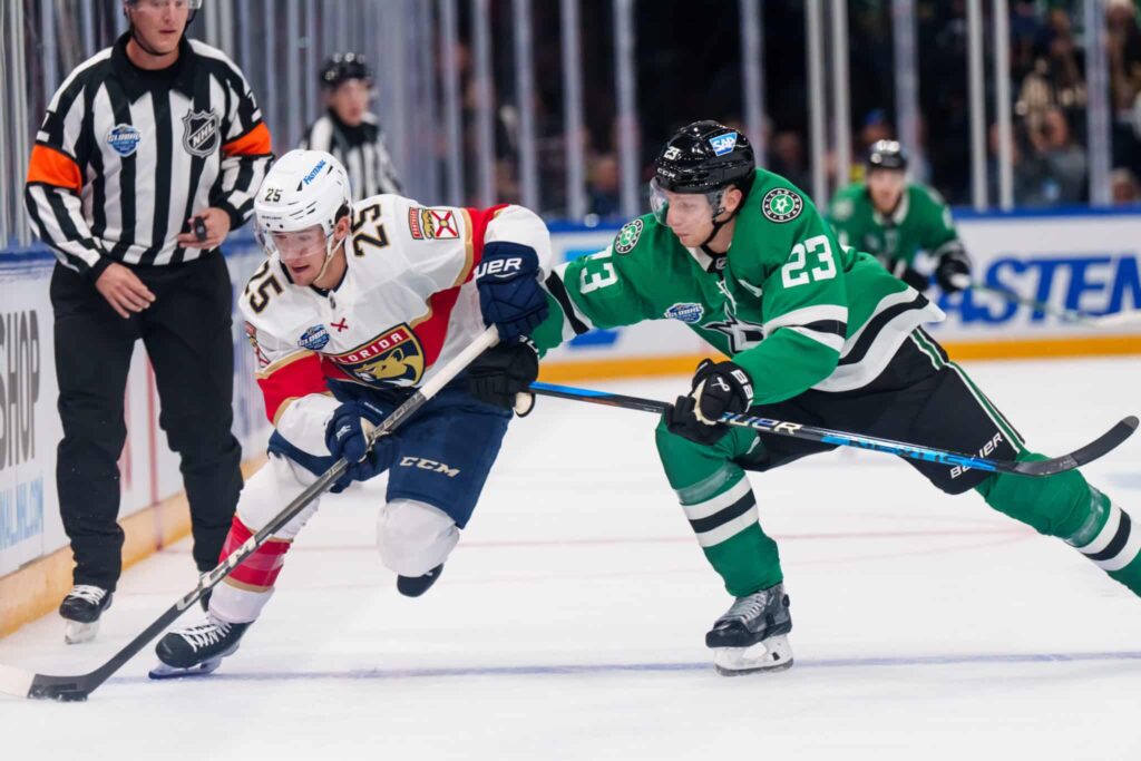 NHL-tähti ymmärsi jotain outoa lehdistökatsomossa - sanoi suomalaiselle ison asian Mackie Samoskevich ja Esa Lindell