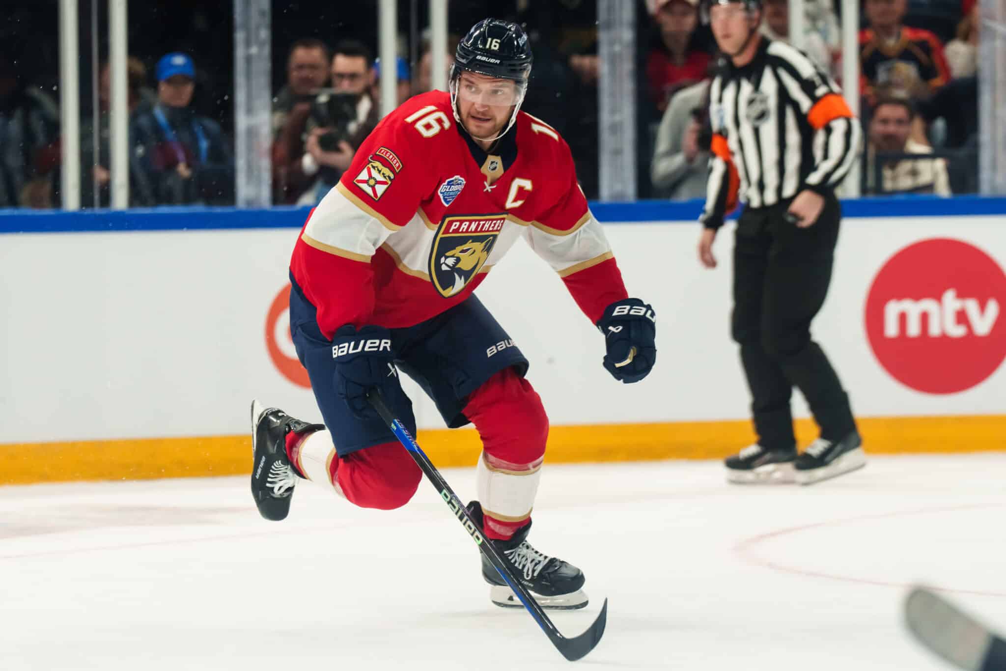 Aleksander Barkov ärähti – painavaa puhetta joukkueelle