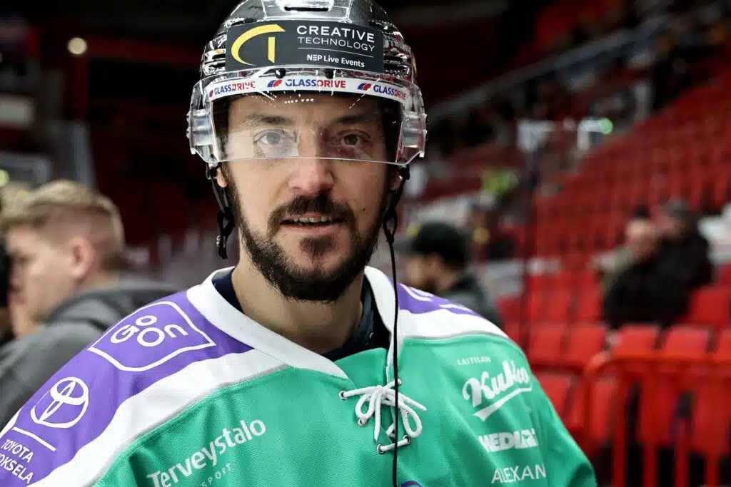 Kaksi Leijonien maailmanmestaria löysi nopeasti uusia hommia