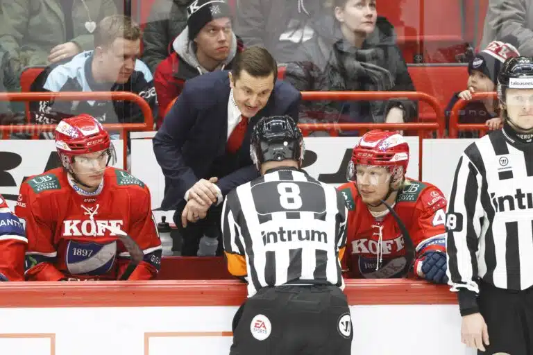 HIFK vaisuna – Ville Peltoselle huudellaan katsomosta