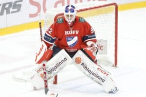 HIFK-veskari upeaan rajapyykkiin illan ottelussa HIFK-veskari upeaan rajapyykkiin illan ottelussa