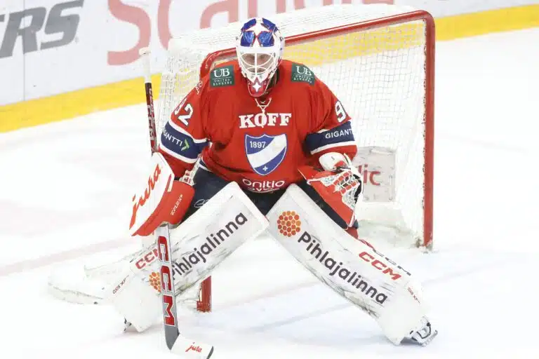 HIFK-veskari upeaan rajapyykkiin päivän ottelussa