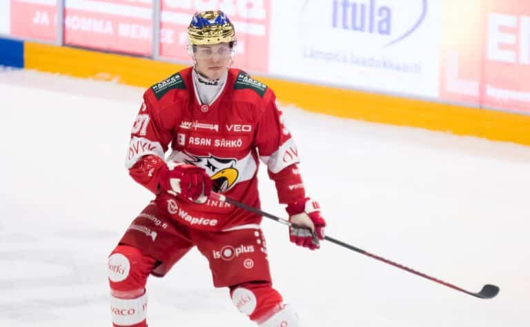 Atro Leppänen pelasi viimeistään nyt itsensä MM-kisakoneeseen Atro Leppänen pelasi viimeistään nyt itsensä MM-kisakoneeseen