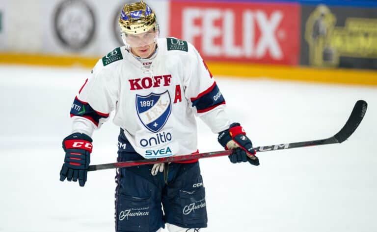 HIFK-tähti Jori Lehterä istui pelikiellossa – Ville Peltonen pamautti siitä suoran mielipiteensä