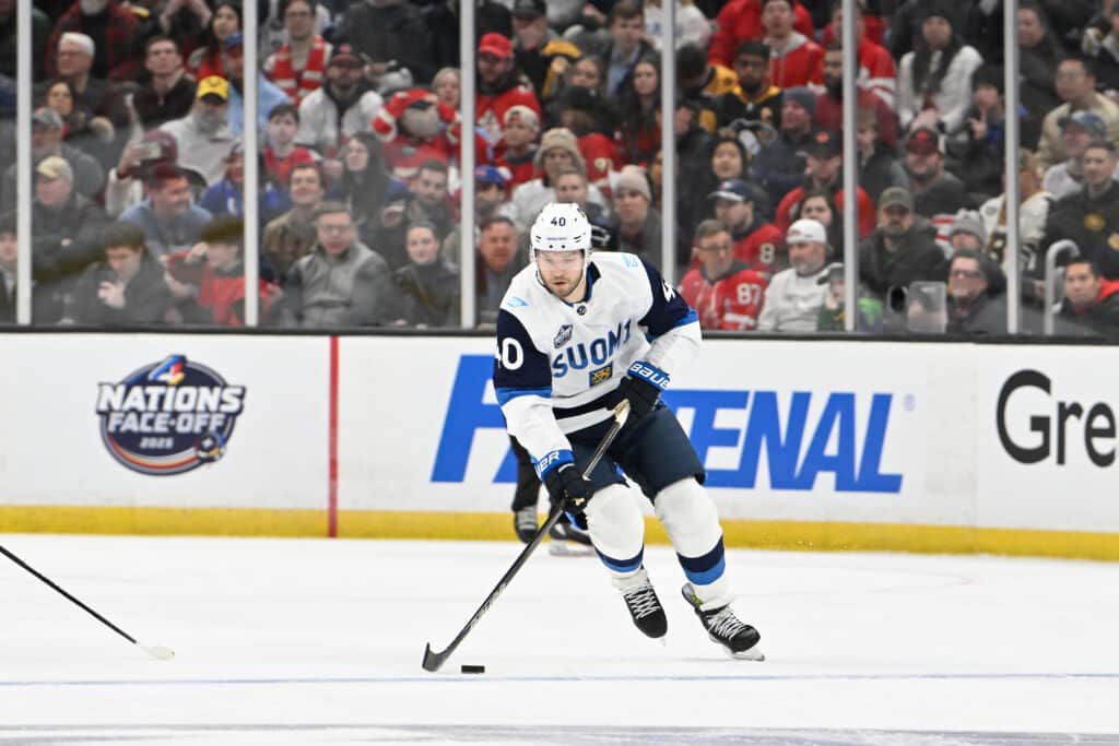 Leijonien 4 Nations -hyökkääjää siirtohuhujen kohteena NHL:ssä Leijonien 4 Nations -hyökkääjää siirtohuhujen kohteena NHL:ssä