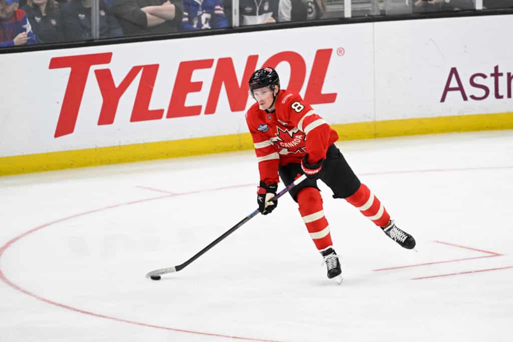 Cale Makar antoi kovaa tunnustusta Minnesotalle Cale Makar antoi kovaa tunnustusta Minnesotalle