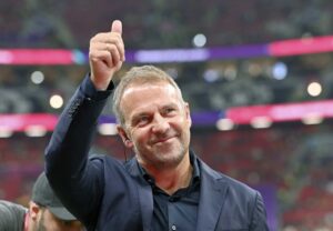 FC Barcelonan päävalmentaja vaikeni kovan huhumyllyn keskellä