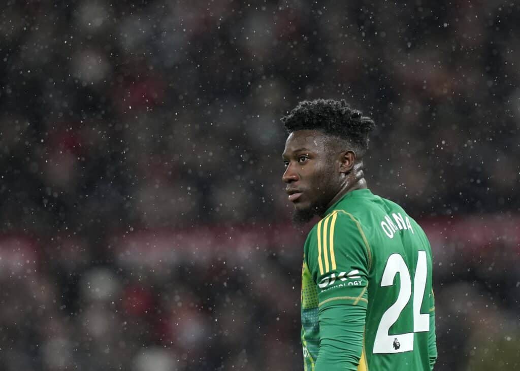 Manchester Unitedin kokoonpanossa jättiyllätys Manchester Unitedin kokoonpanossa jättiyllätys