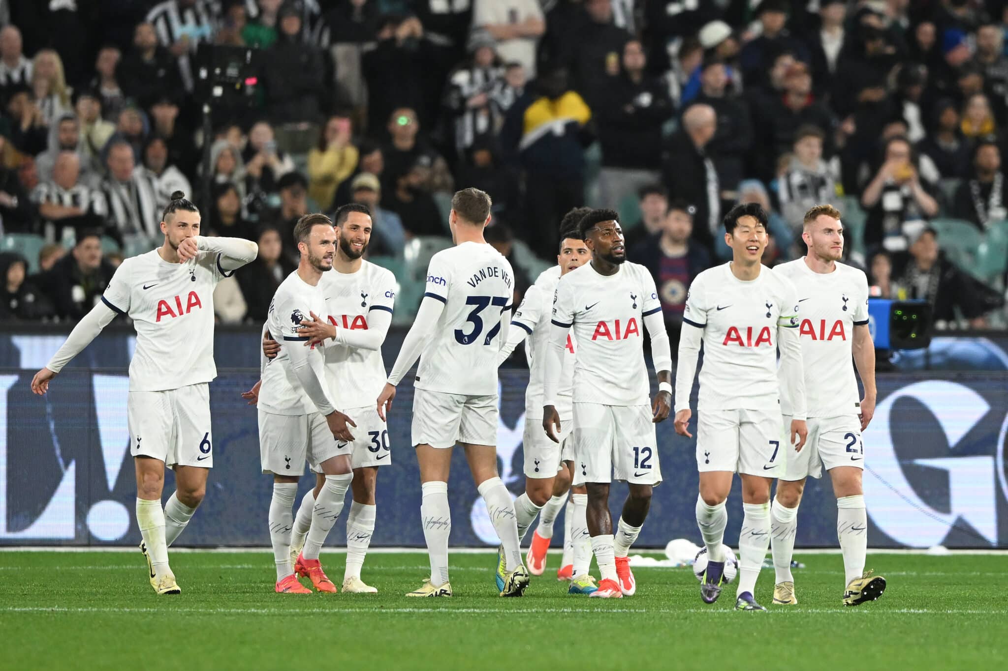 Tottenham voisi teoriassa riehua koko kesän siirtomarkkinoilla – kulisseista kuuluu kuitenkin karuja tietoja