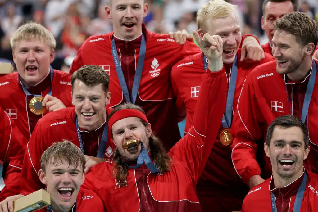 Tanska voitti MM-kultaa – ennätyksellinen hurja putki