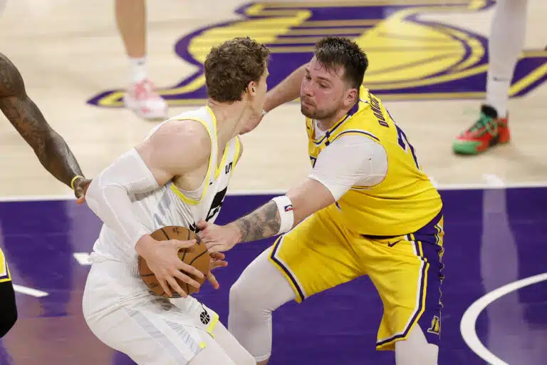 Historian järjettömin siirto? – Nikola Jokic jyrähti NBA-staran megakaupasta