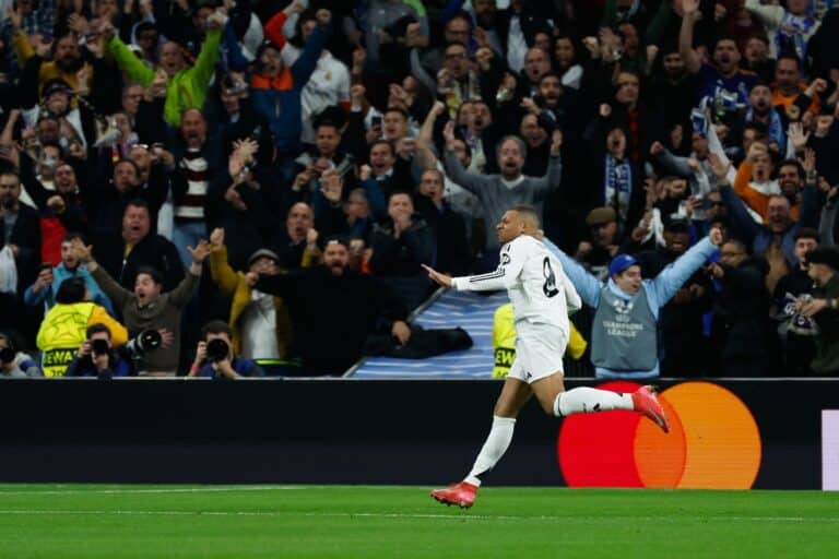 Kylian Mbappe iski hattutempun, PSG takoi kymmenen maalia Mestareiden liigassa