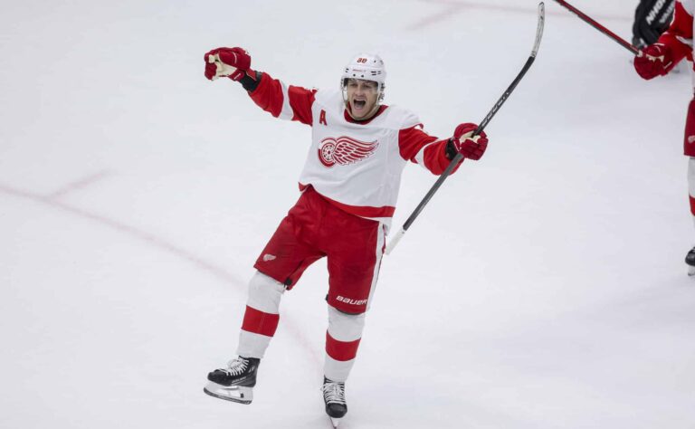 Detroit Red Wings jatkaa taistelua – ”Original Six” -joukkue janoaa pudotuspeleihin pitkän tauon jälkeen