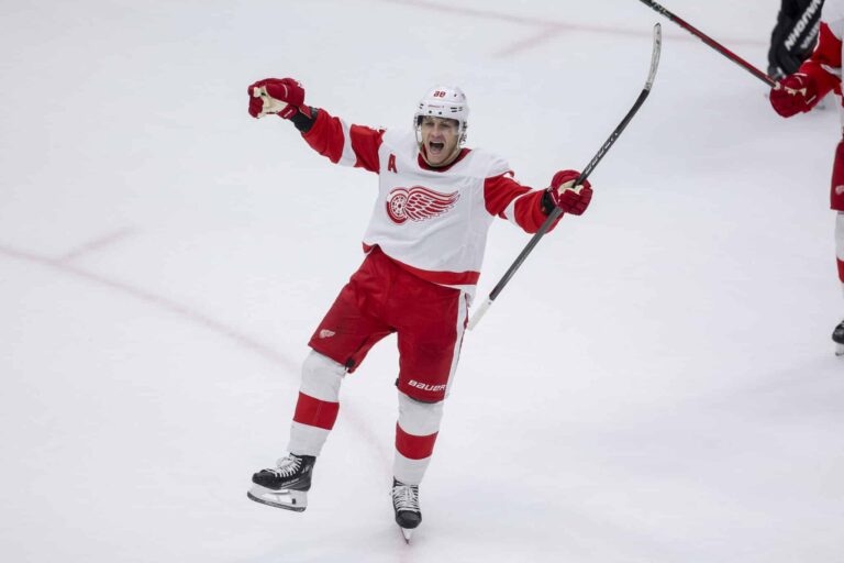 Tämä NHL-supertähti ei kelvannut olympialaisiin – teki nyt historiaa