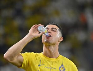 Saudeissa kiukutteleva Cristiano Ronaldo palaamassa Europpaan?