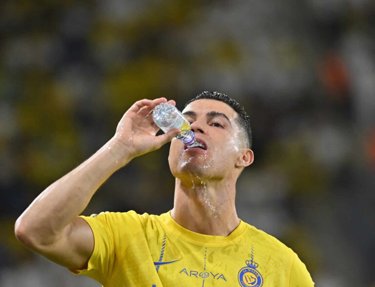 Cristiano Ronaldo jälleen maailman parhaiten tienaava urheilija