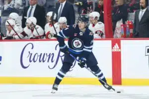 NHL-seura kutsui suomalaispakin riveihinsä NHL-seura kutsui suomalaispakin riveihinsä