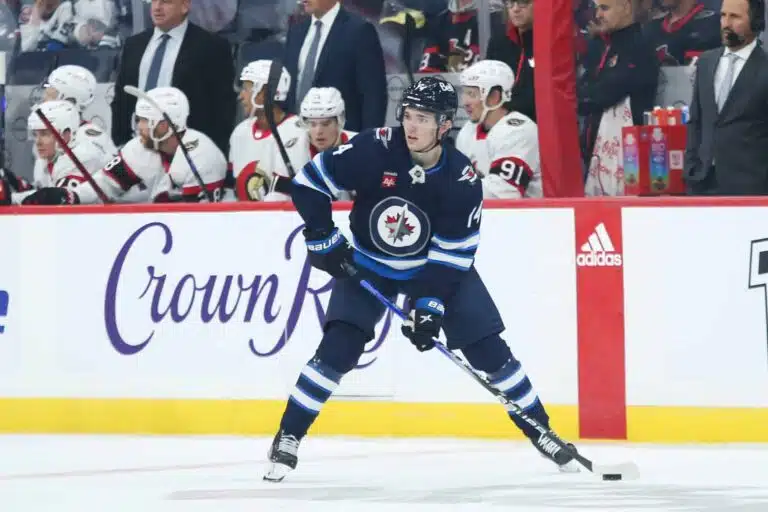 NHL-seura kutsui suomalaispakin riveihinsä
