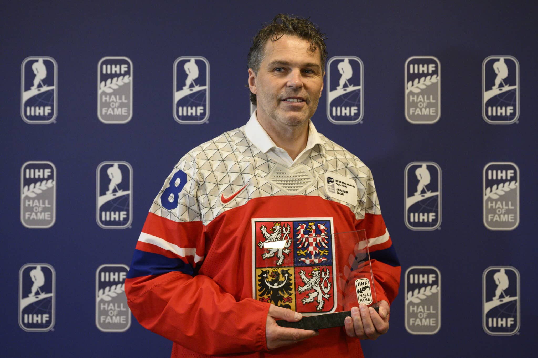 NHL-ikoni hehkuttaa Aleksander Barkovia – ”Hän muokkasi pelaamistaan minun mukaani”