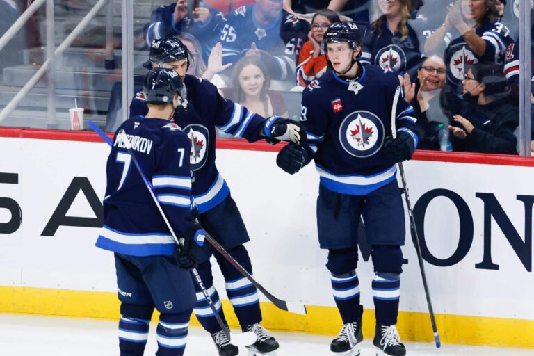 NHL-seura kutsui suomalaispelaajan riveihinsä