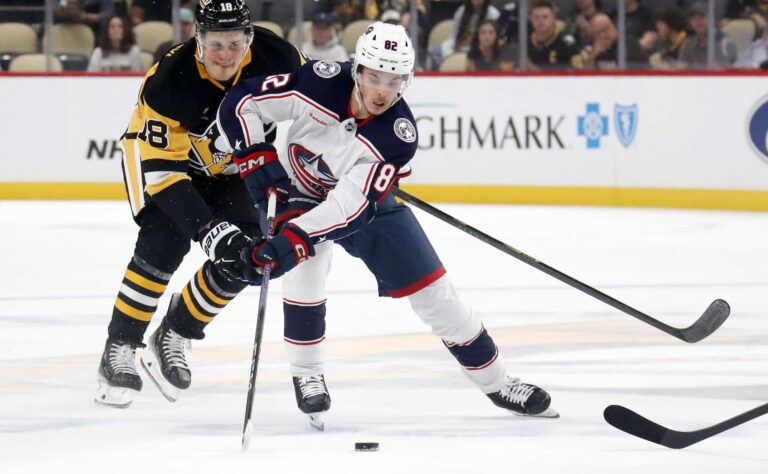 NHL:n suomalaistulokas juhli voittoa lähes 95,000 katsojan edessä