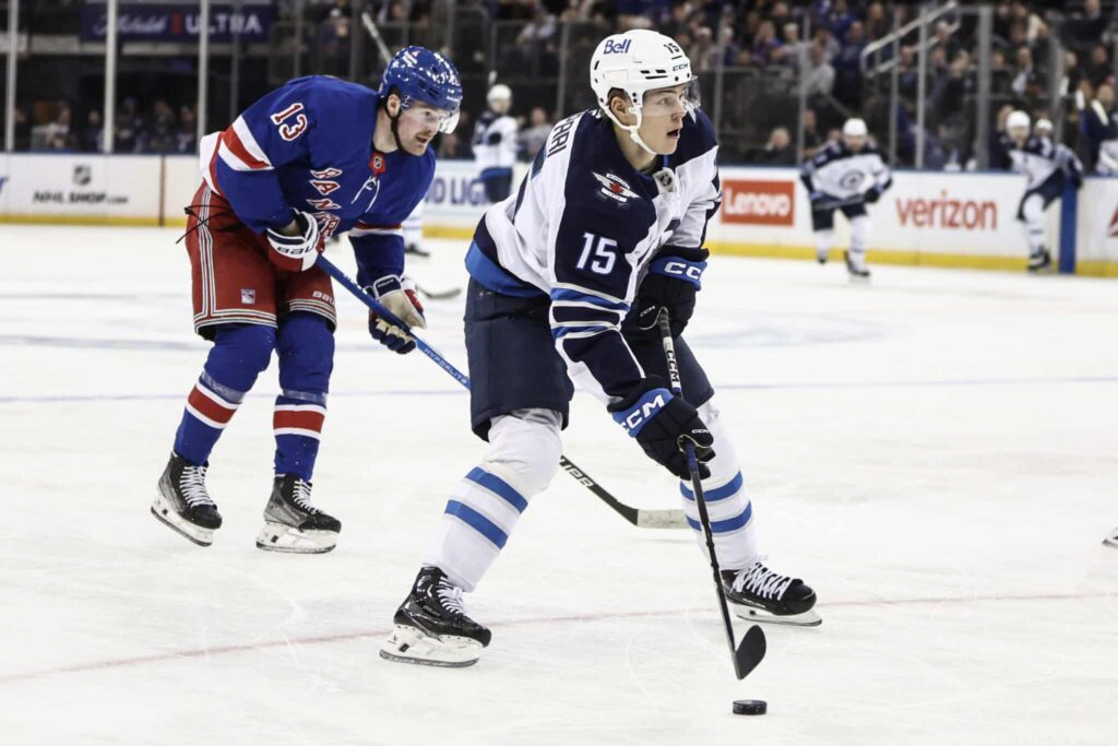 Suomalainen NHL-pelaaja kertoi ilouutisen Suomalainen NHL-pelaaja kertoi ilouutisen