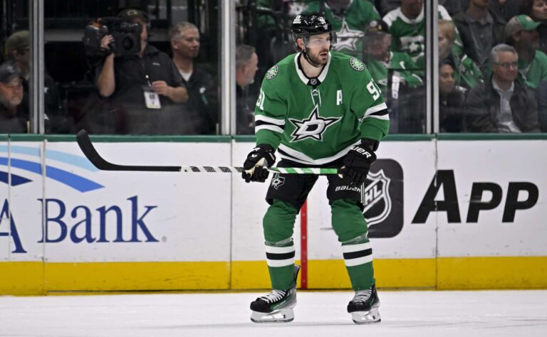 Suomalaistähtien Dallasille karmaiseva takaisku - tähtipelaaja loppukauden sivussa Suomalaistähtien Dallasille karmaiseva takaisku – tähtipelaaja loppukauden sivussa