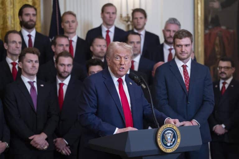 FIFA-pomo ylisti Donald Trumpia – ja toivoo Venäjää takaisin