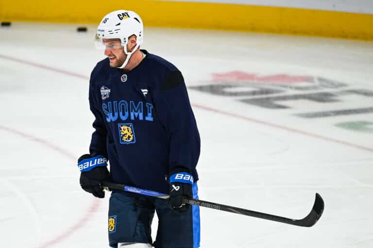 Suomen NHL-legendalta suorat sanat Aleksander Barkovista