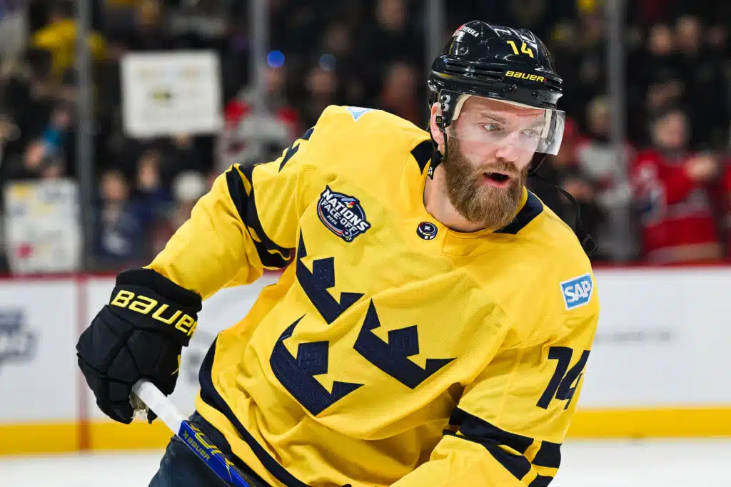 Edmonton Oilersille valtava takaisku pudotuspelien alla – tähtipuolustajan kausi ohi?