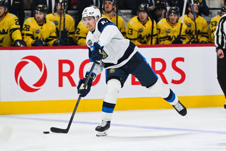 Leijonapelaaja lausui upeat sanat Aleksander Barkovista