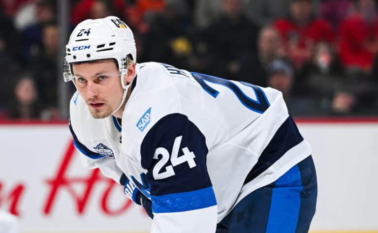 Roope Hintz avusti ketjukaverinsa hattutempussa