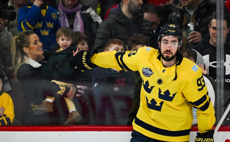 Ruotsin Mika Zibanejad surkean tappion jälkeen – ”Tuntuu pahalta” Ruotsin Mika Zibanejad surkean tappion jälkeen – ”Tuntuu pahalta”
