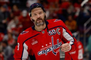 NHL-selostaja Antti Mäkistä arvosteltiin Aleksandr Ovetshkinin hehkuttamisesta – näin hän vastasi